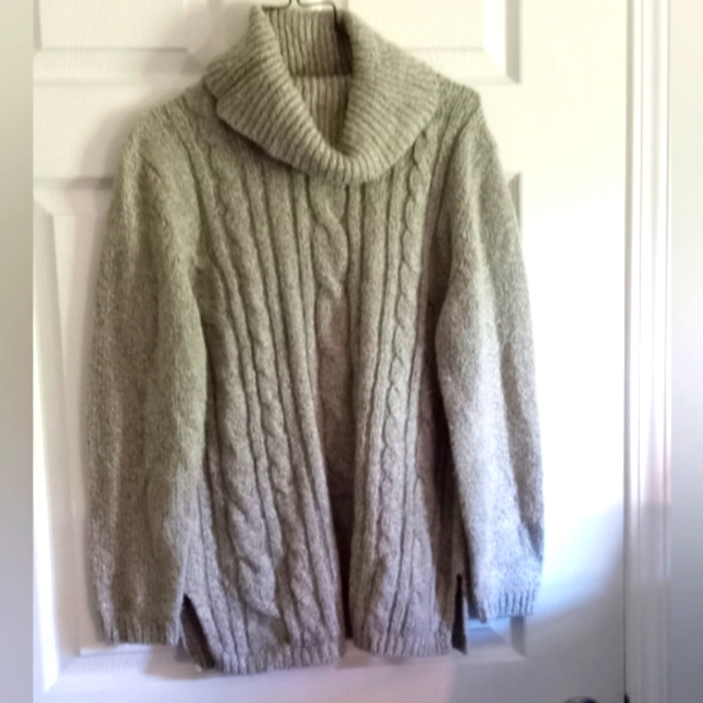 Carolyn Taylor for By Design Essentials Cowl Neck VTG Oatmeal Sweater- Size: M